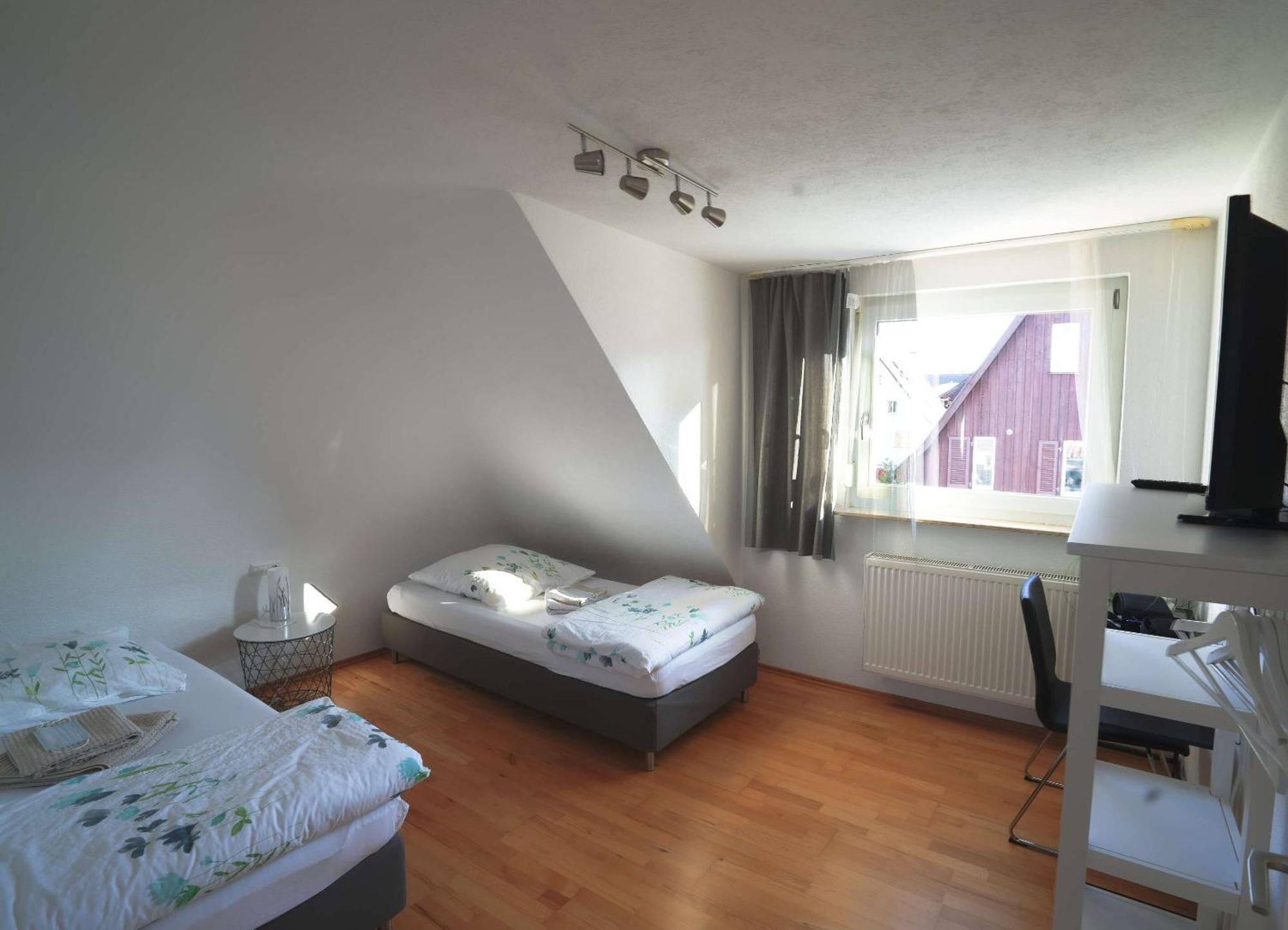 Fewo Reutlingen Heinestrasse Pokój zdjęcie