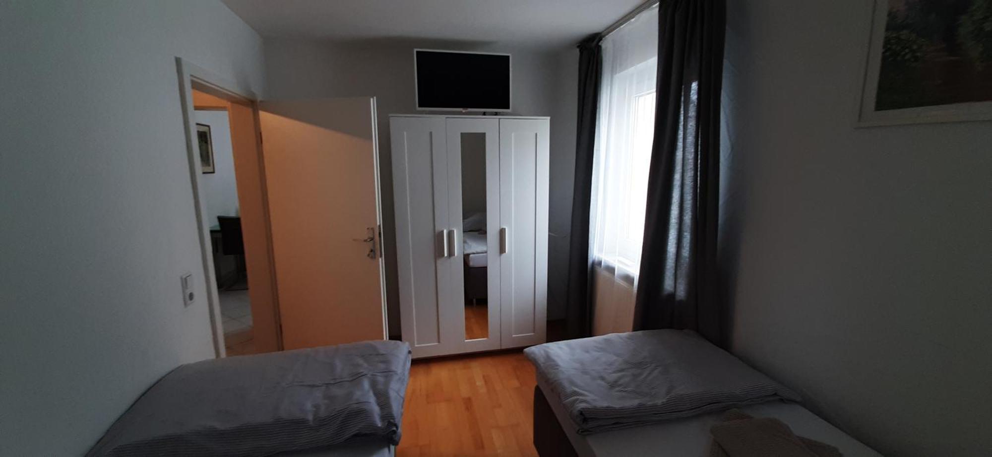 Fewo Reutlingen Heinestrasse Pokój zdjęcie